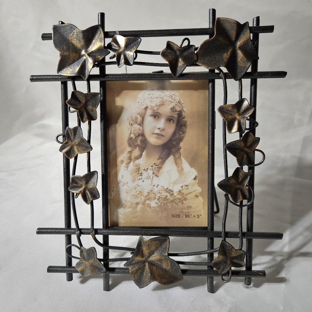 Vtg 1999 Rustic Garden Ivy Pic Frame 3.5x5